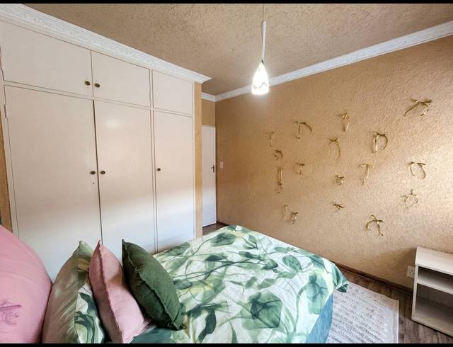 3 BEDROOM HOUSE TO LET IN VANDERBIJLPARK CW 3